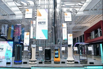 科技+赋能，深圳普渡科技重构机器人商业服务新场景